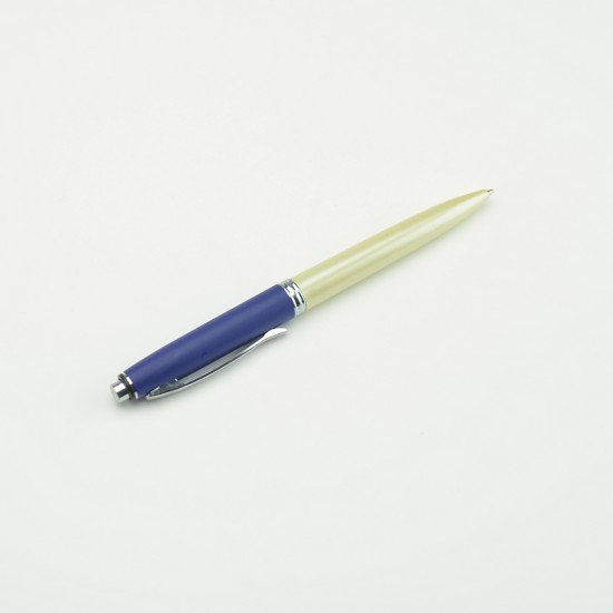 قلم بلاستيكي لؤلؤي- جزء علوي أزرق